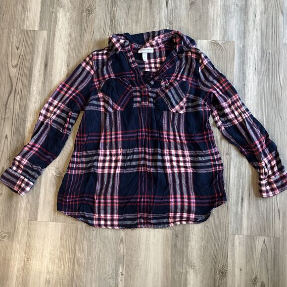 Liz Lange Maternity Flannel Top Size Medium - Picture 1 of 5